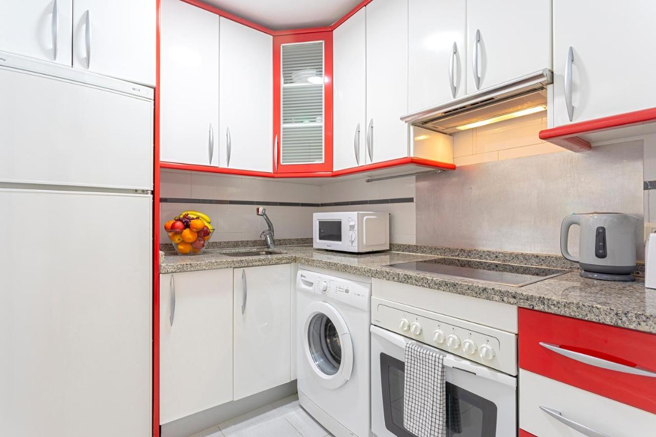 Apartamento frente al mar con increíbles piscinas Benalmádena Exterior foto